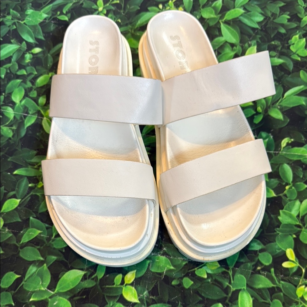 Story Olivia white Slide Sandals sz8